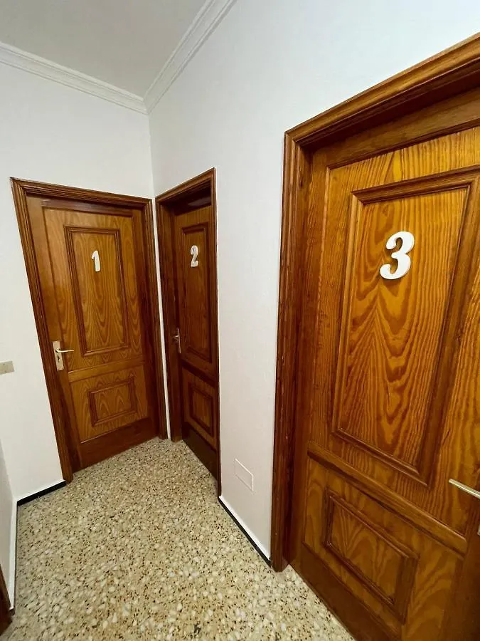 Bed & Breakfast Sarah Kite II Vv, Room 3 El Burrero Spain